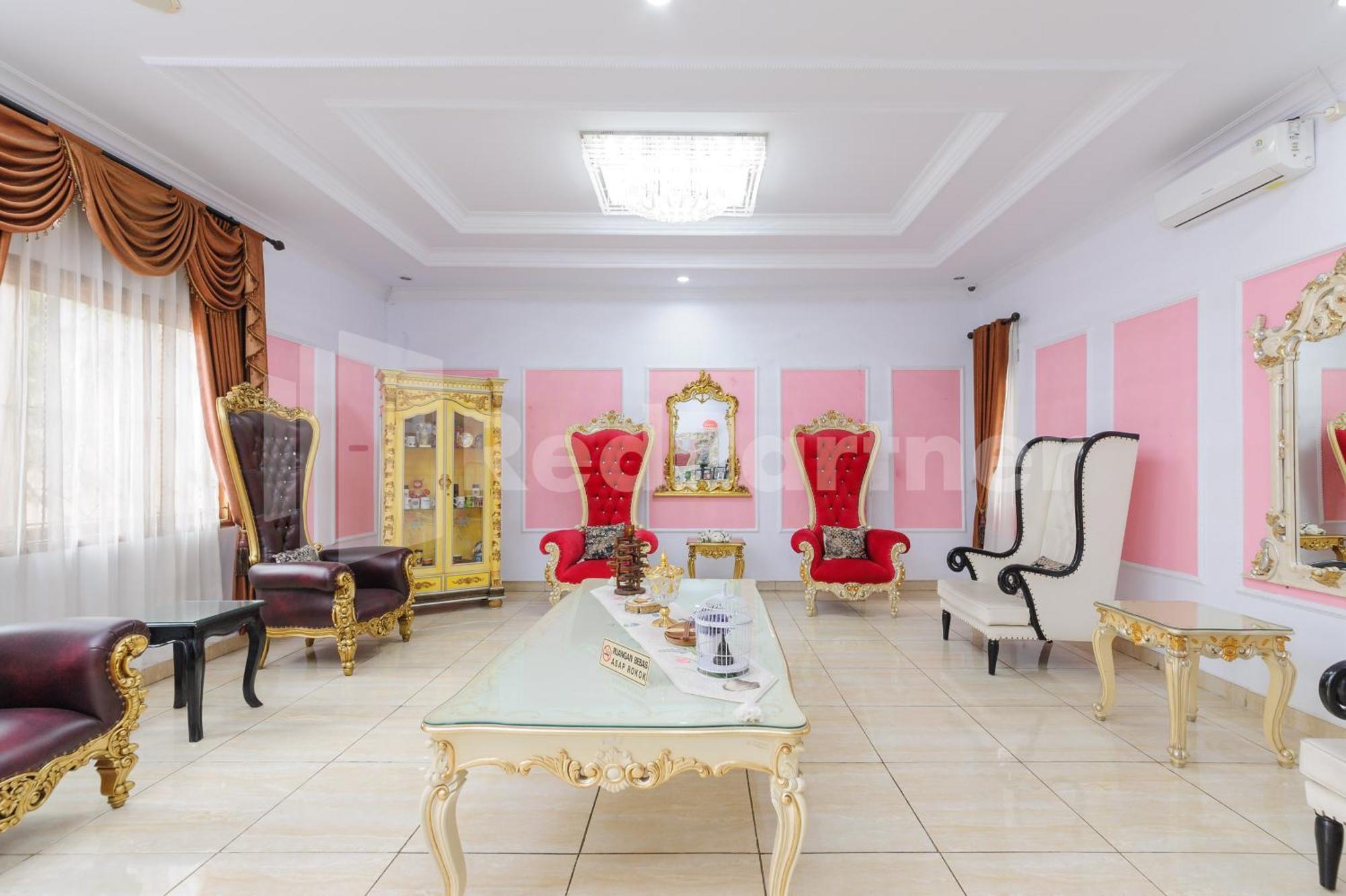 Pondok Cimanggu Syariah Mitra Reddoorz Богор Экстерьер фото