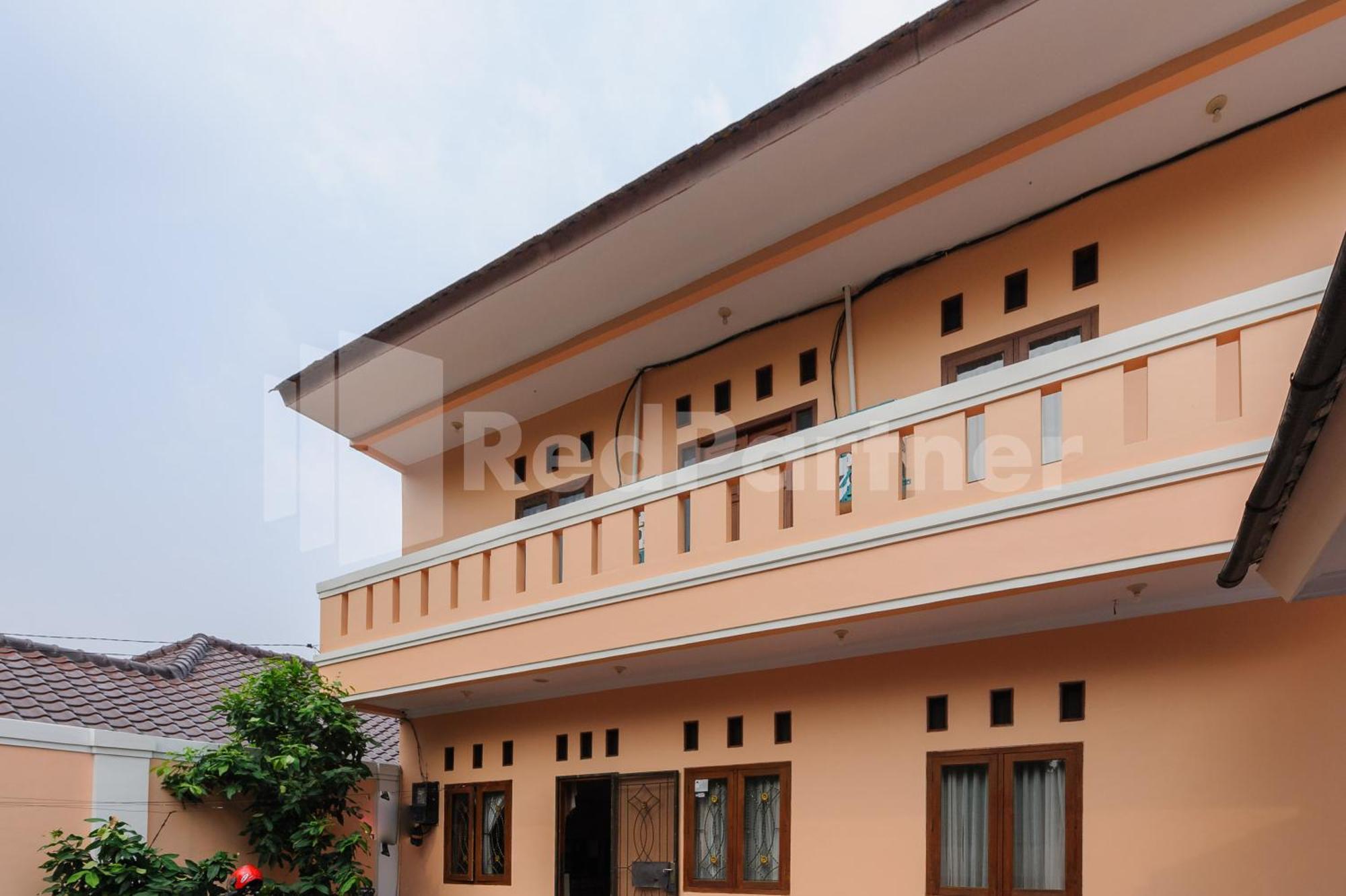 Pondok Cimanggu Syariah Mitra Reddoorz Богор Экстерьер фото